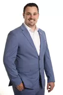 Alex Burns, Victoria, Real Estate Agent